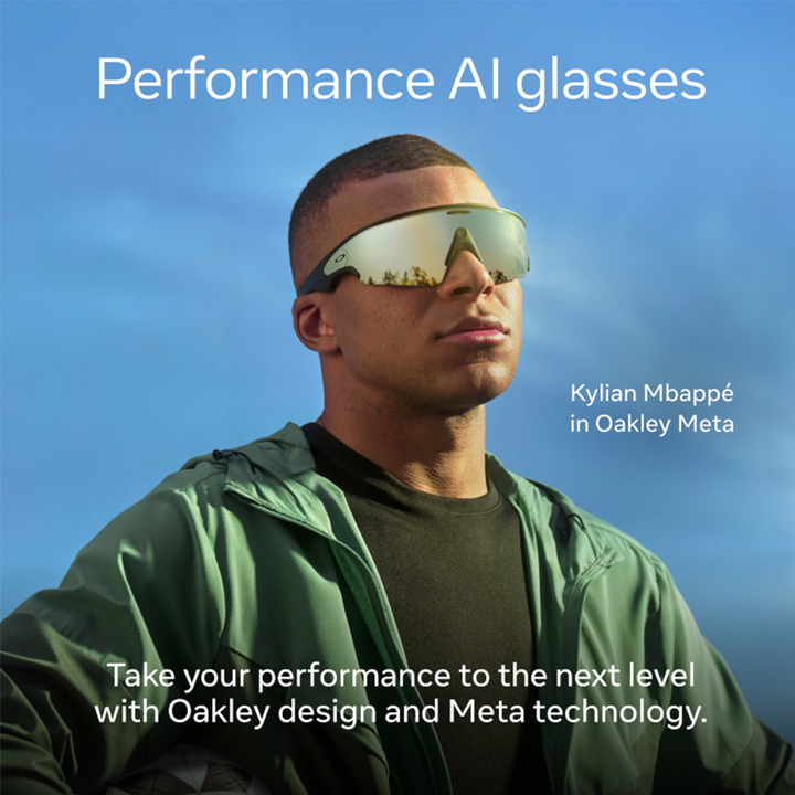 Oakley Meta Vanguard - Black, Prizm™ Road on man